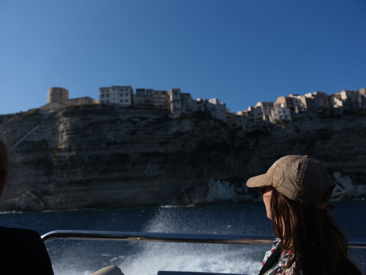 balade-bateau-falaises-bonifacio balade-bateau-falaises-bonifacio