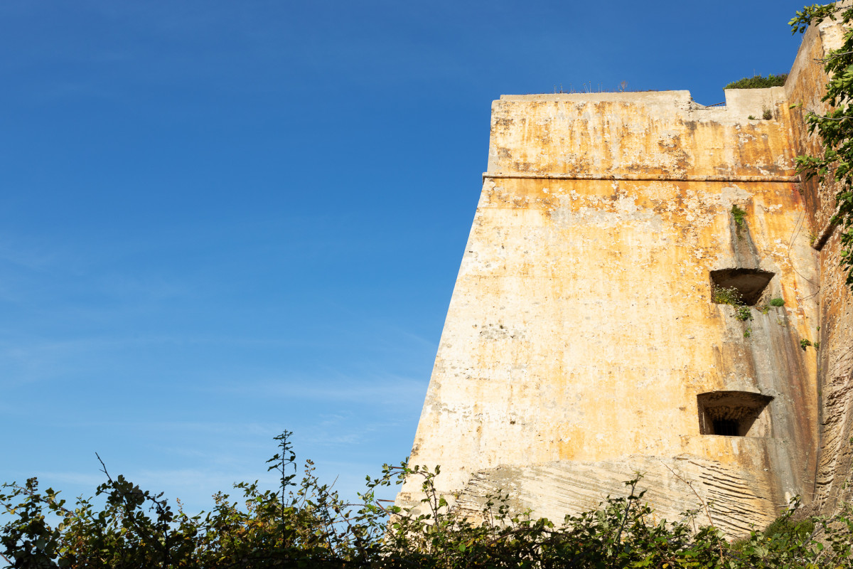 bastion-de-l-étendard-bonifacio