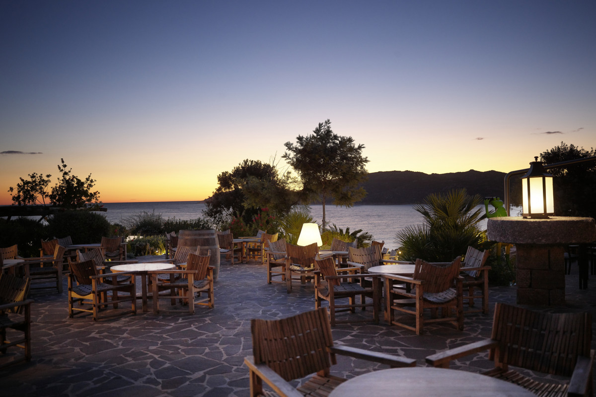 sunset-cocktails-bar-u-capu-biancu
